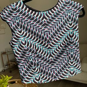 Bisou Bisou - Patterned Geometric Blouse